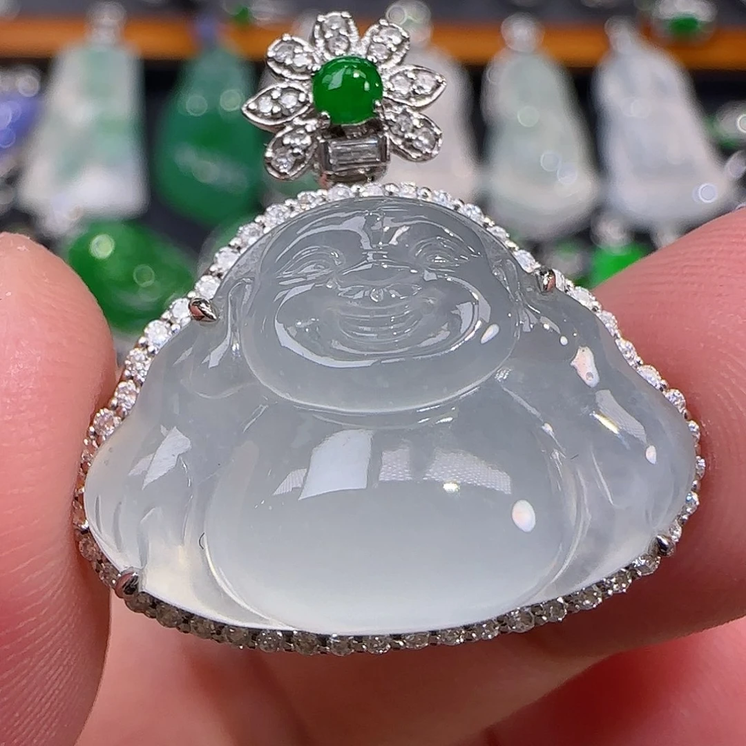 翡翠18K金镶嵌颈饰天然翡翠