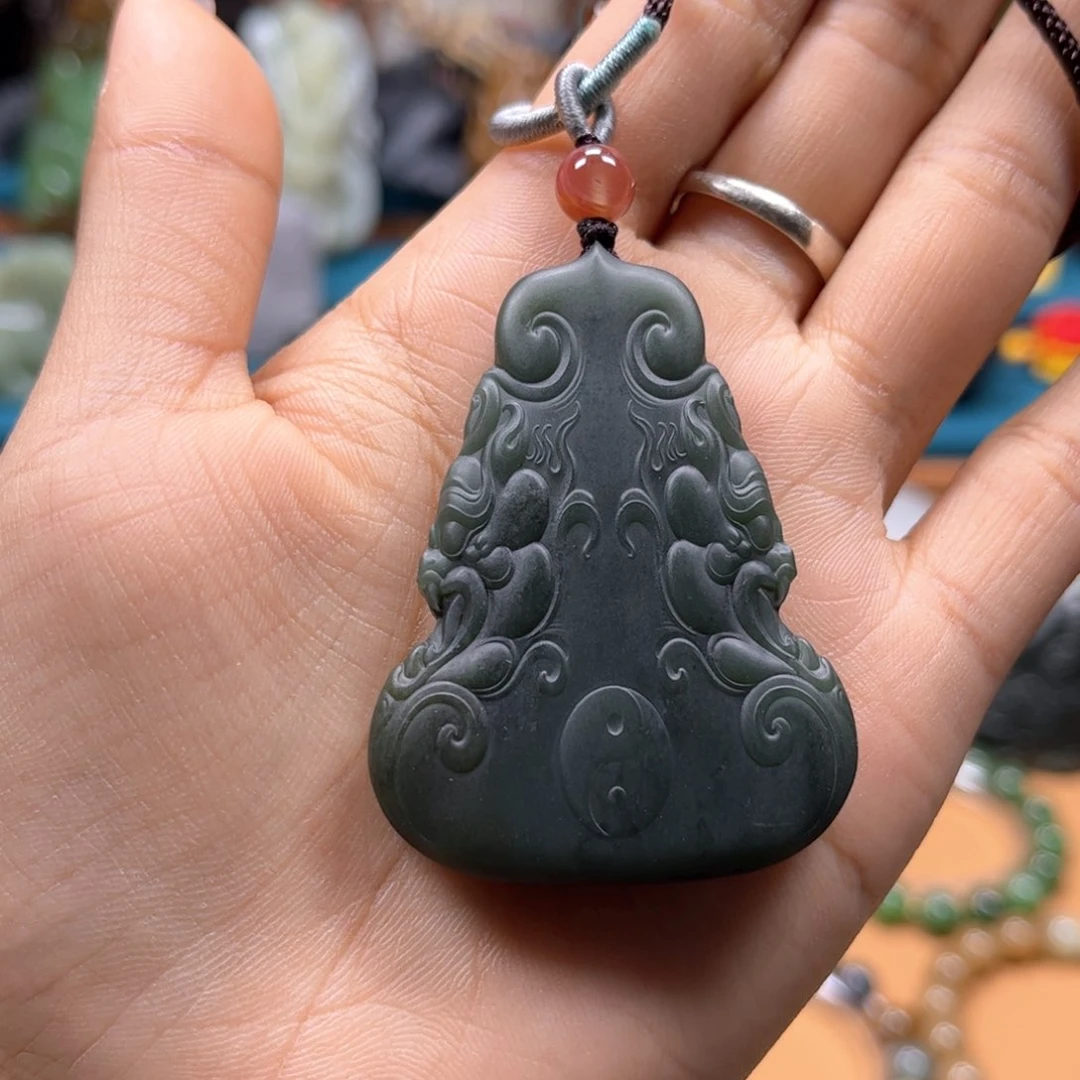 和田玉未镶嵌挂件