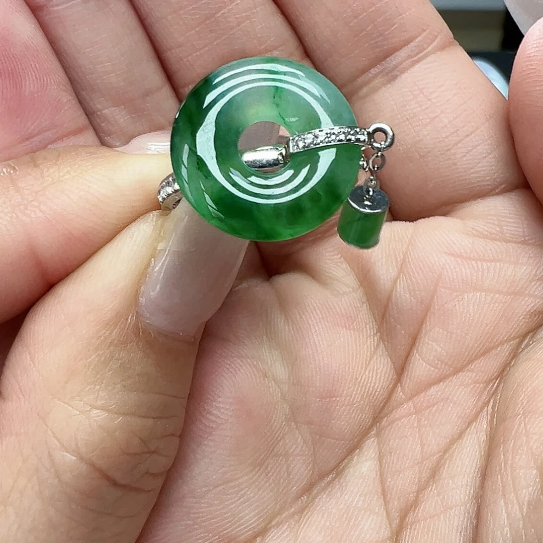 翡翠戒指18K金镶嵌天然缅甸A货翡翠