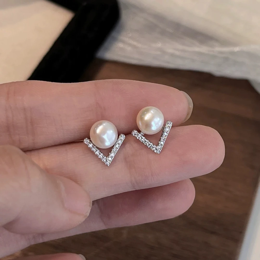 天然淡水珍珠耳钉银耳饰轻奢高级感V字珍珠耳钉明星同款耳钉