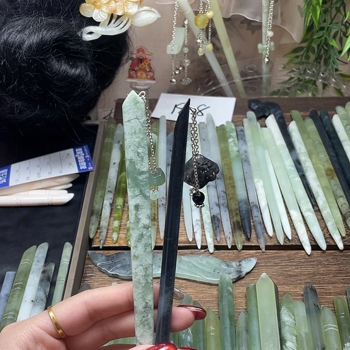 蛇纹石玉发饰未镶嵌放*.