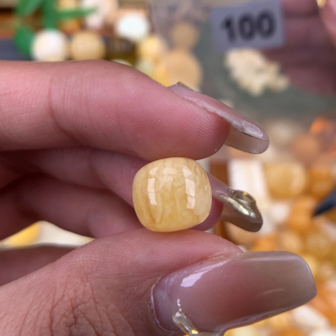 琥珀珠宝奇石未镶嵌11.3