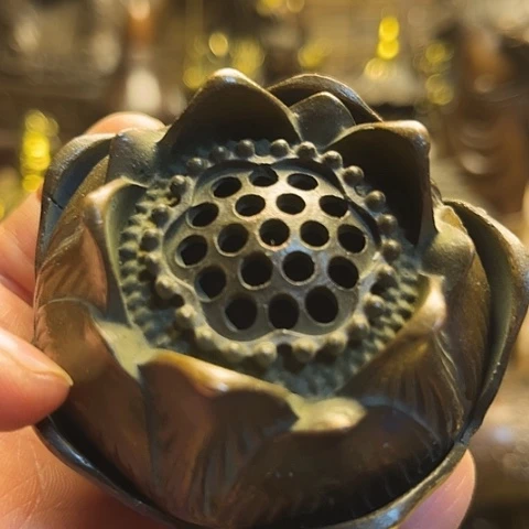 铜器摆件    点击下单