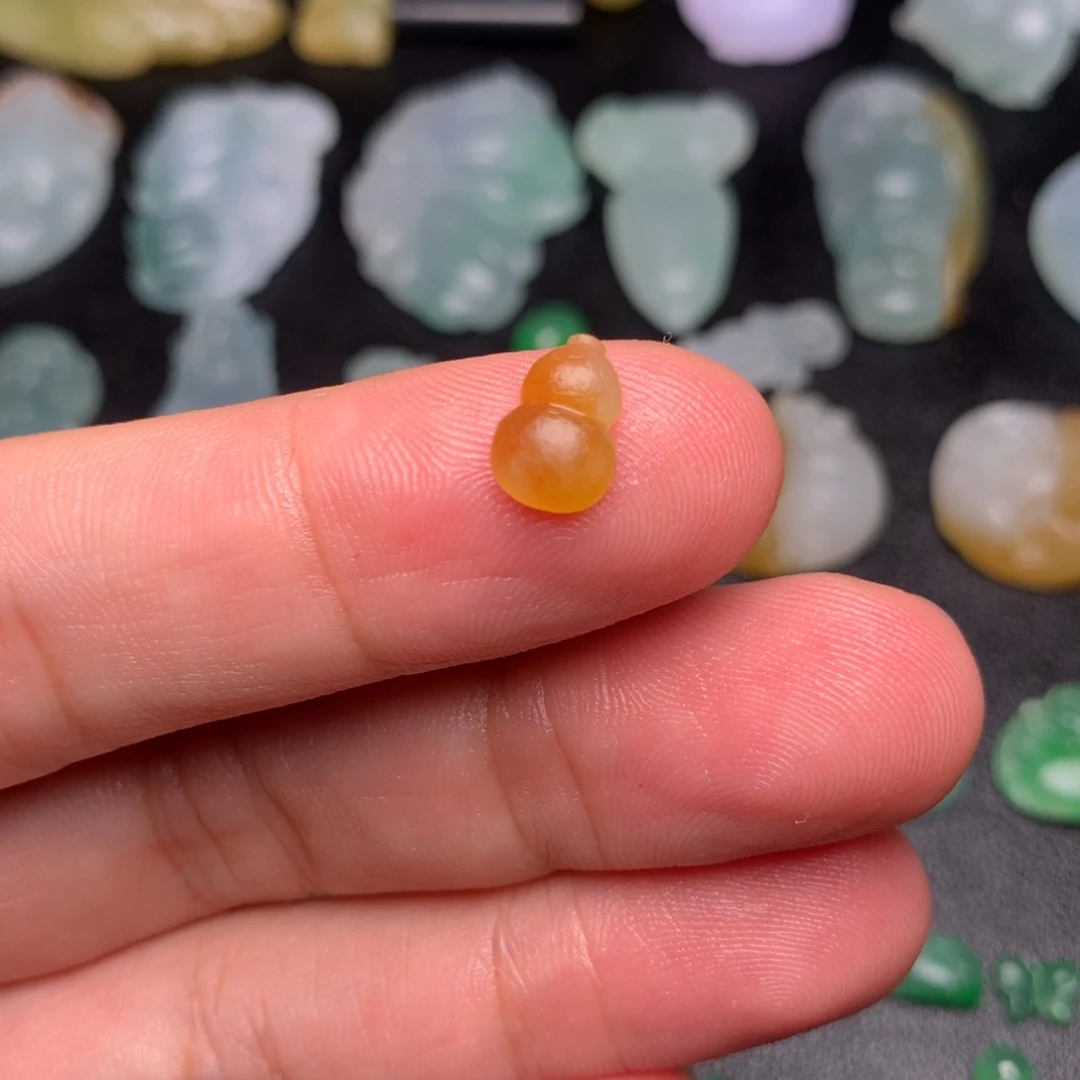 定制翡翠未镶嵌葫芦