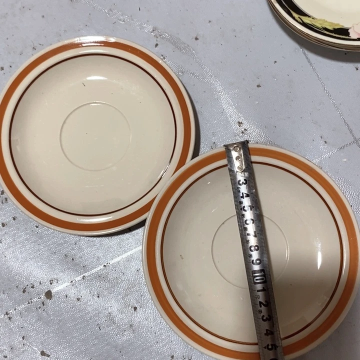 瓷片炻器瓷碟子一对