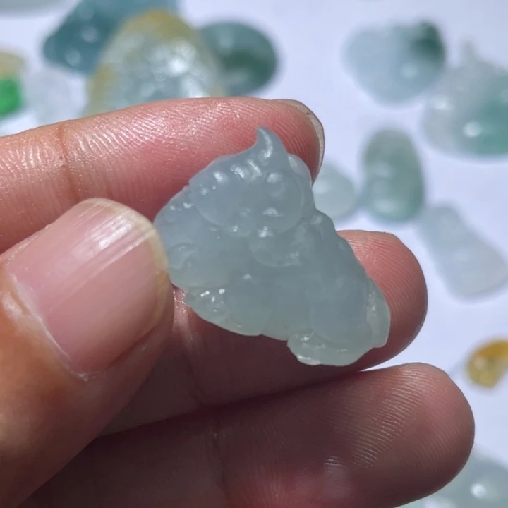 定制翡翠未镶嵌翡翠