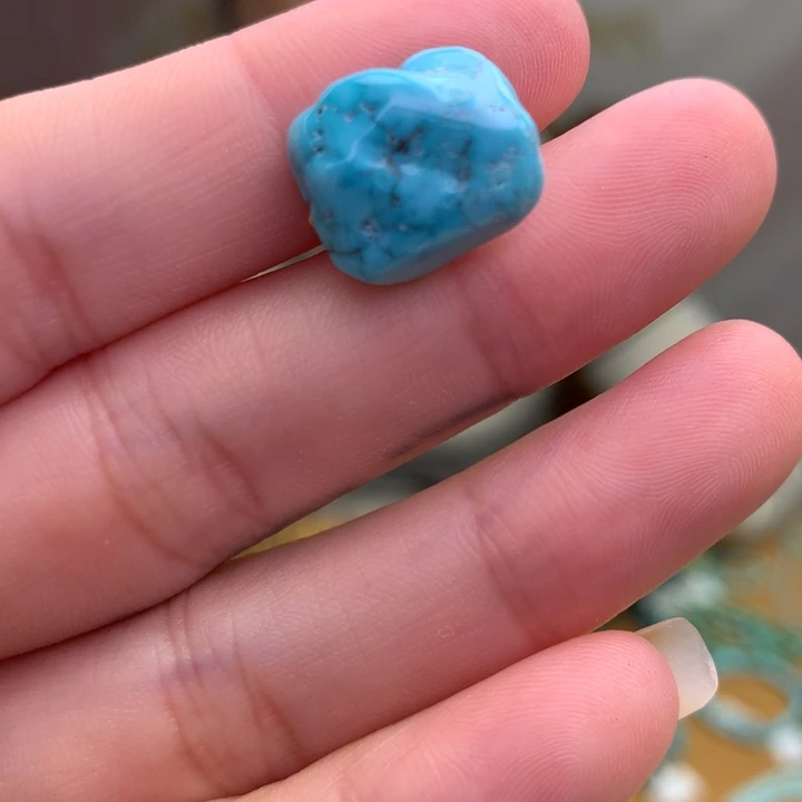 绿松石未镶嵌原矿