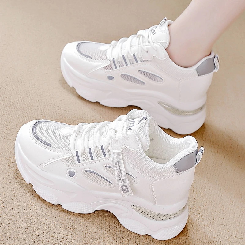 老爹鞋女秋季2025新款透气休闲百搭运动休闲鞋内增高女鞋小白鞋