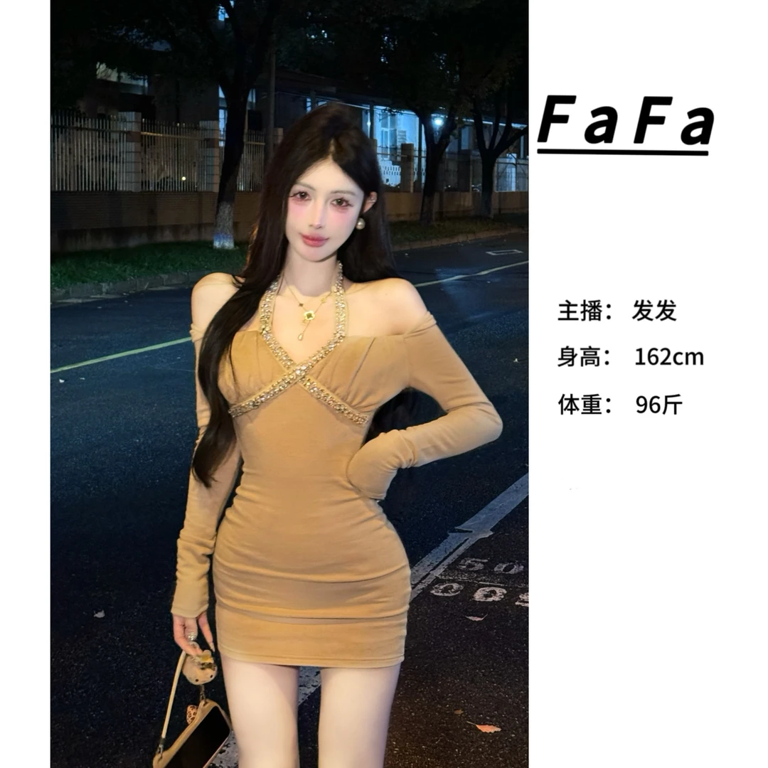 欣儿优选●【月下零落】连衣裙预D4LYQ4236A气质时尚网红百搭设计师