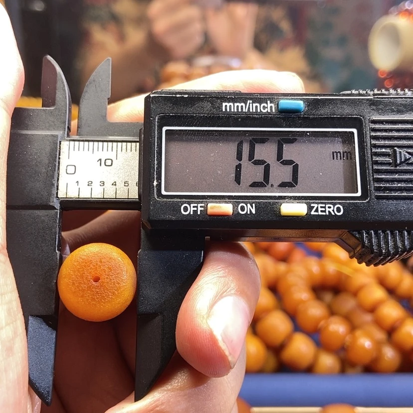 【闪购商品】裸石琥珀未镶嵌