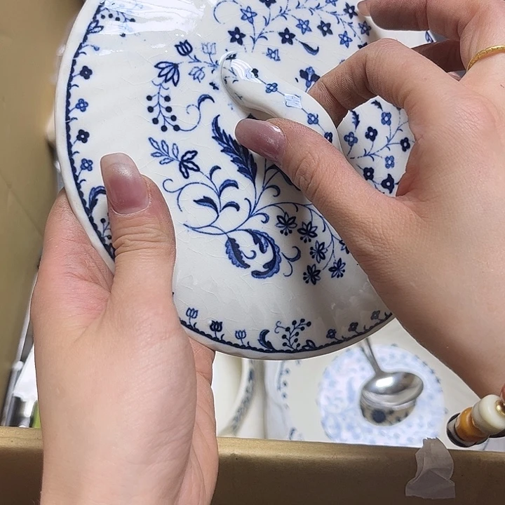 瓷片Z这是一个人的
