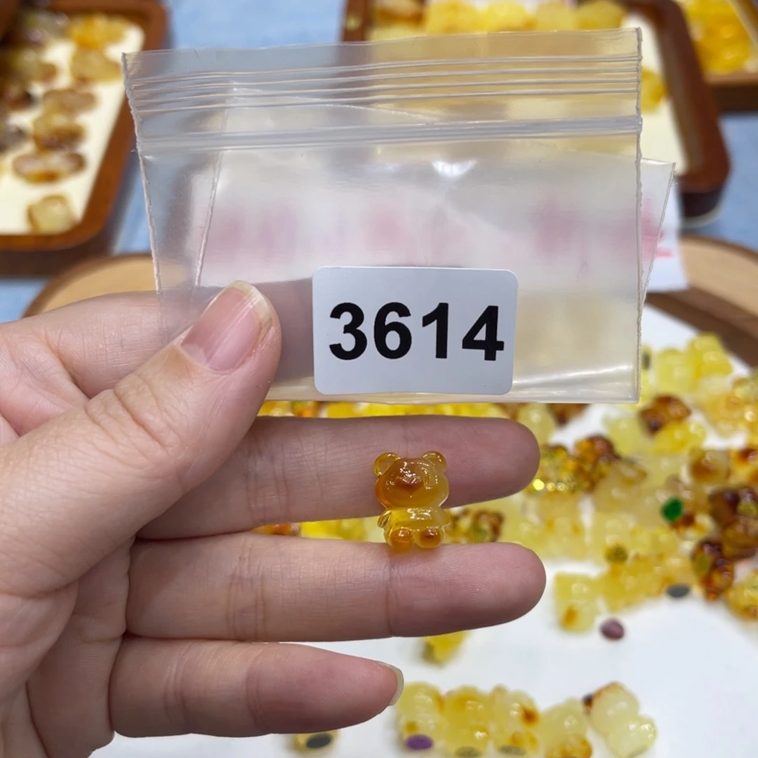 琥珀珠宝奇石未镶嵌