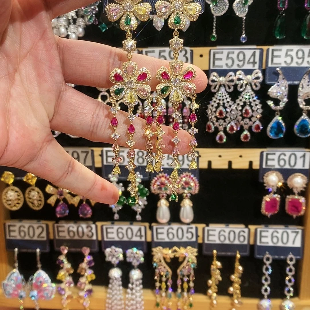 【闪购商品】纯铜925银锆石沧****司