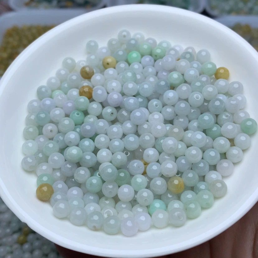 【闪购商品】翡翠手链未镶嵌卡5.5淡三彩100颗