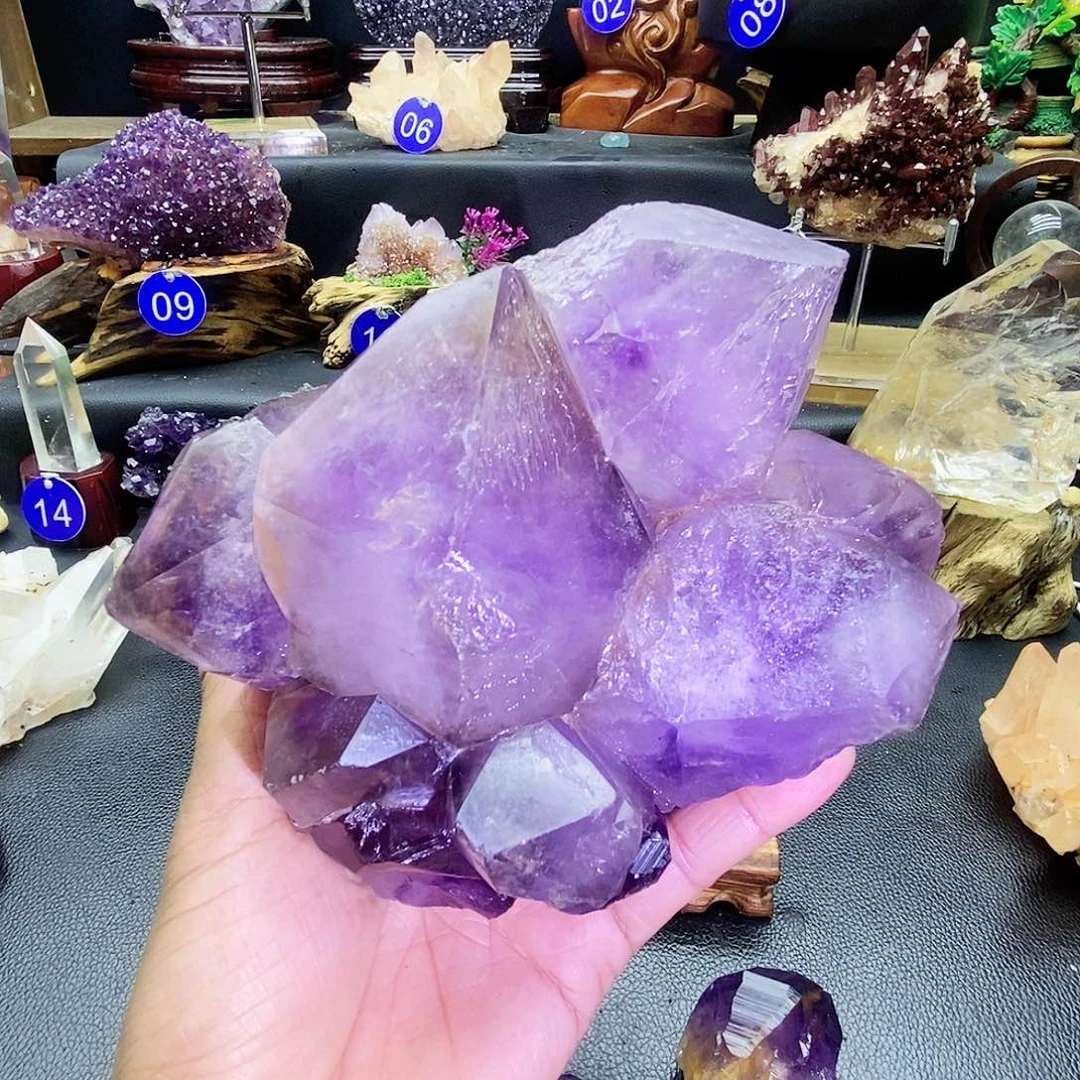 石材紫水晶摆件，