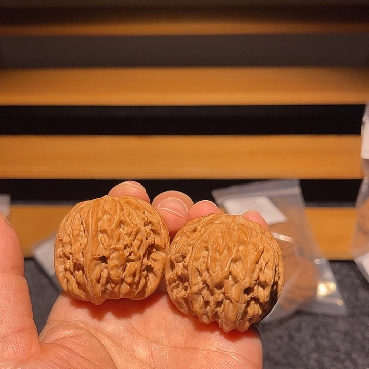 桃核吊坠怀柔山地磨盘