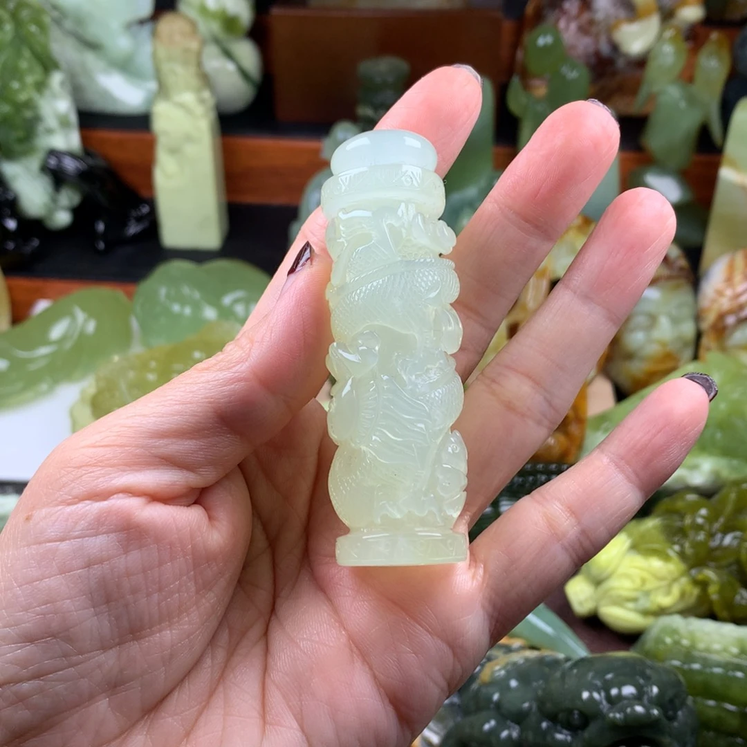 岫玉未镶嵌手把件包**、