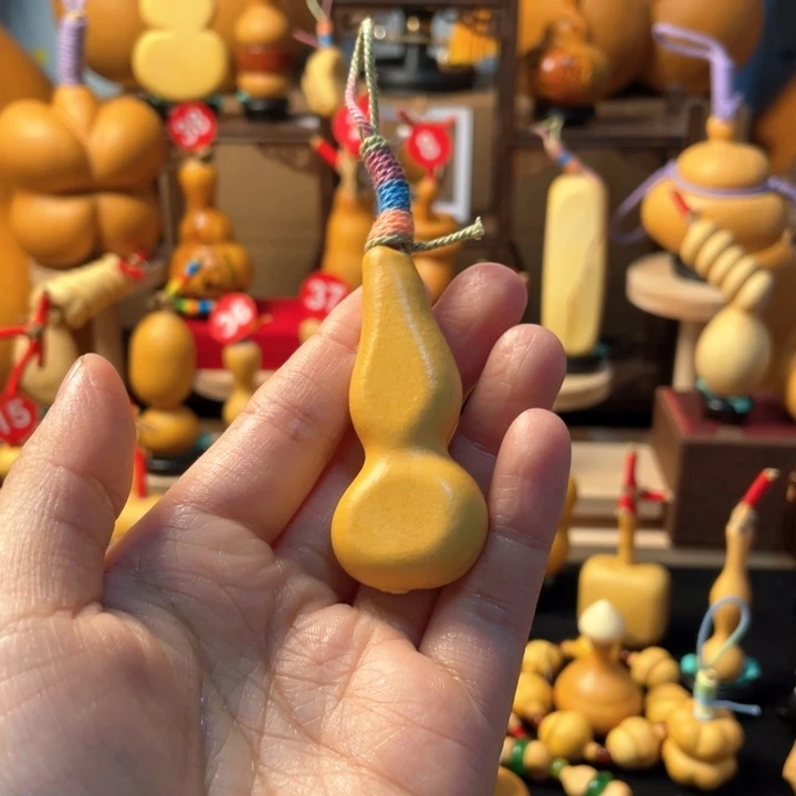 长***卿哈吉克鲁瓦诺纳普利