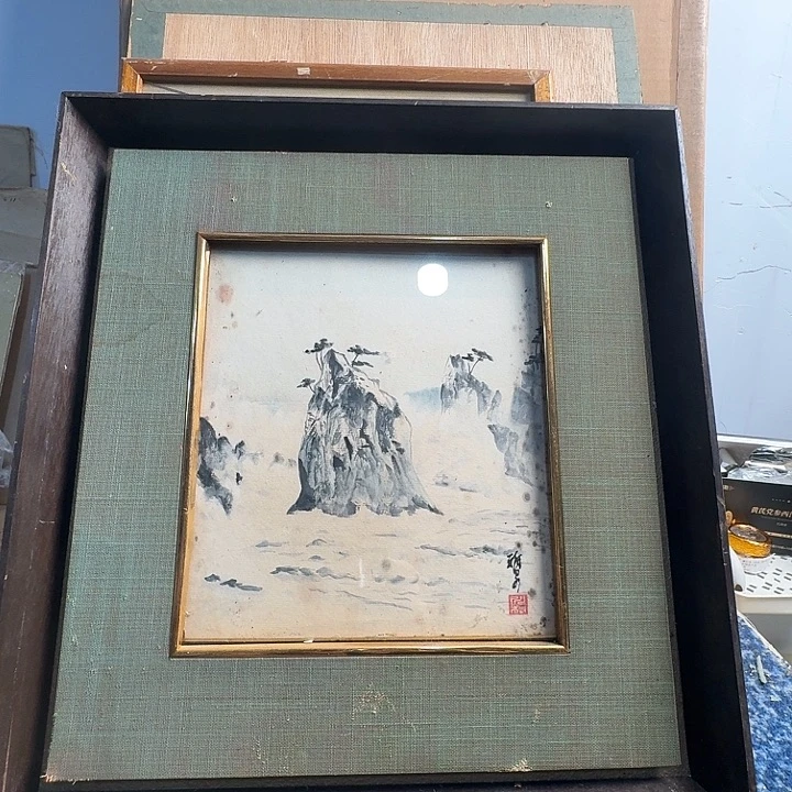 a***空中古框画有瑕疵破损已拍