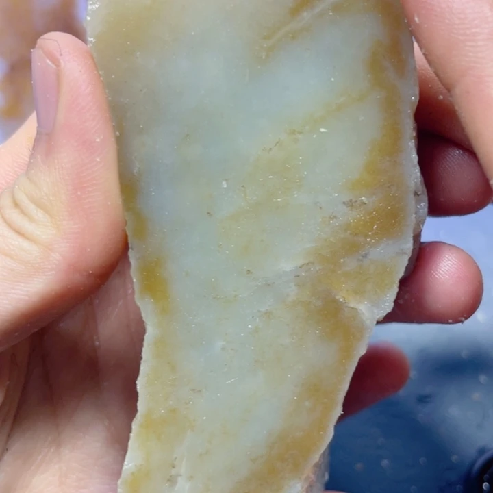 和田玉未镶嵌珠宝半成品