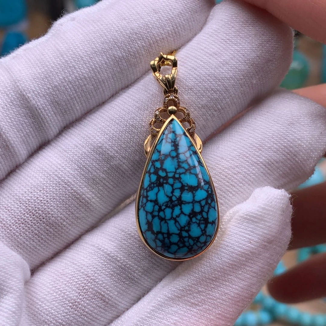 绿松石18K金镶嵌珠宝奇石