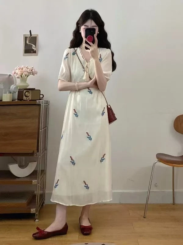 【浅花吟】民族风复古V领正肩连衣裙女2025夏海边度假长裙