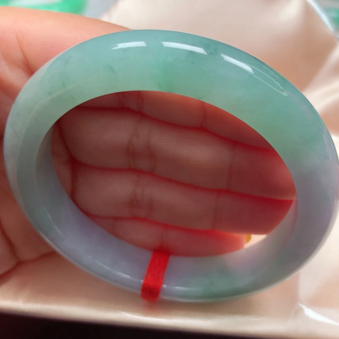 翡翠未镶嵌手镯63冰胶绿飘花强推⭐️
