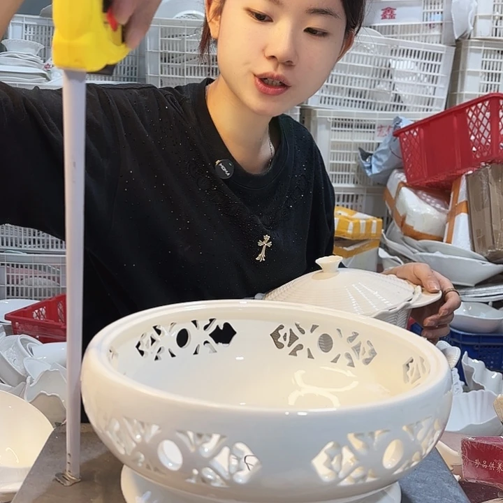 盘微瑕产品………花卉高脚炉底
