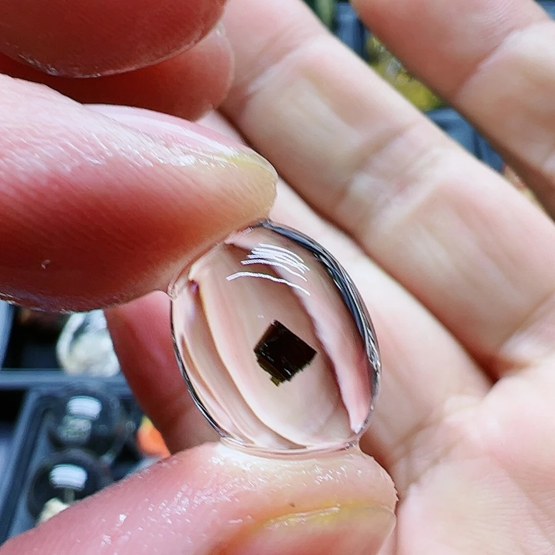 水晶吊坠……裸石未镶嵌生****的