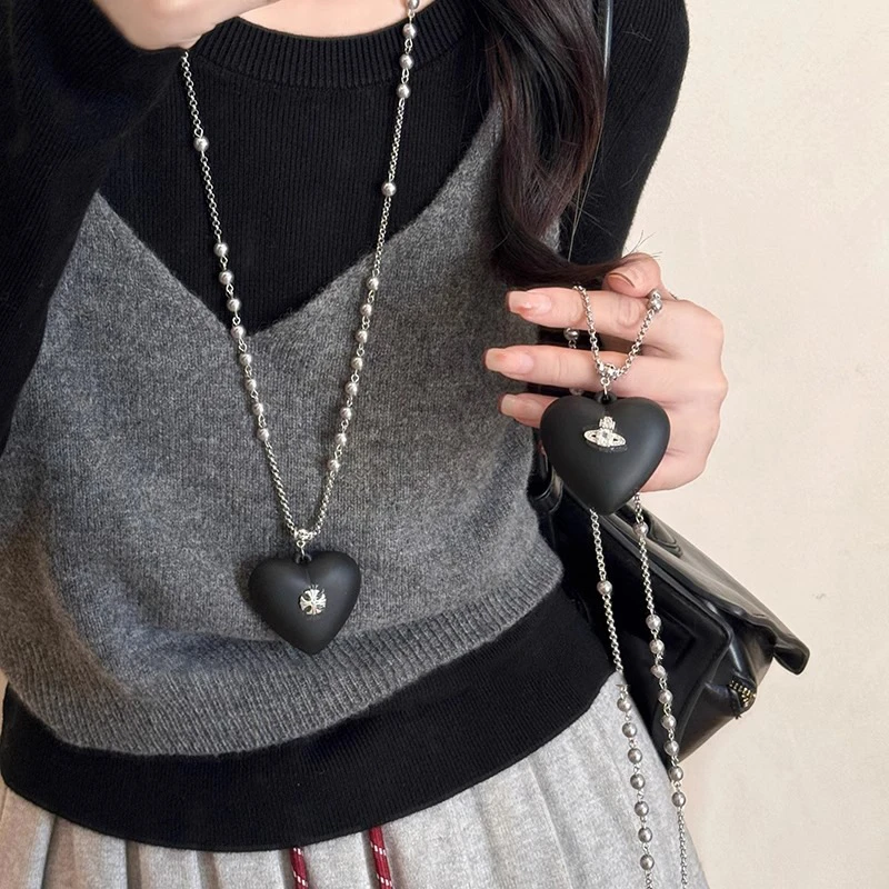 钛钢吊坠 时尚新款黑色爱心吊坠字母项链