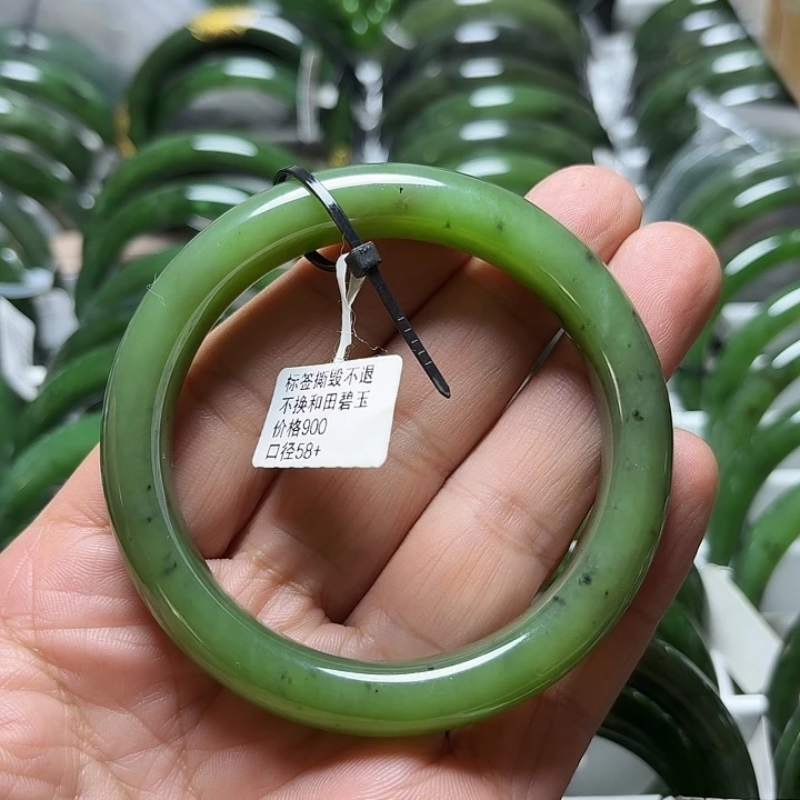 和田玉（碧玉）未镶嵌手镯正圈浅色58口径