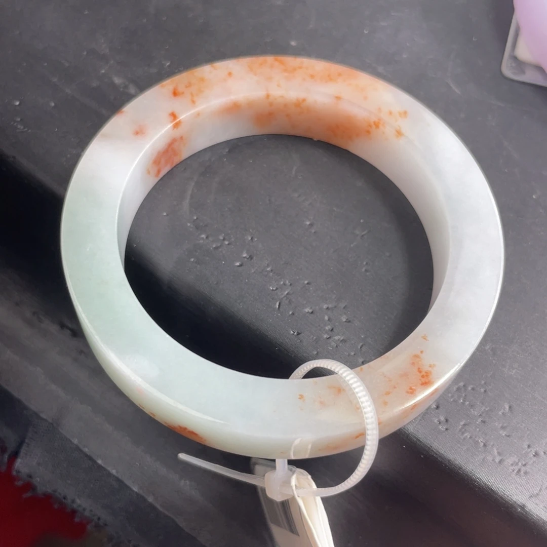 定制翡翠种老肉细特色镯未镶嵌