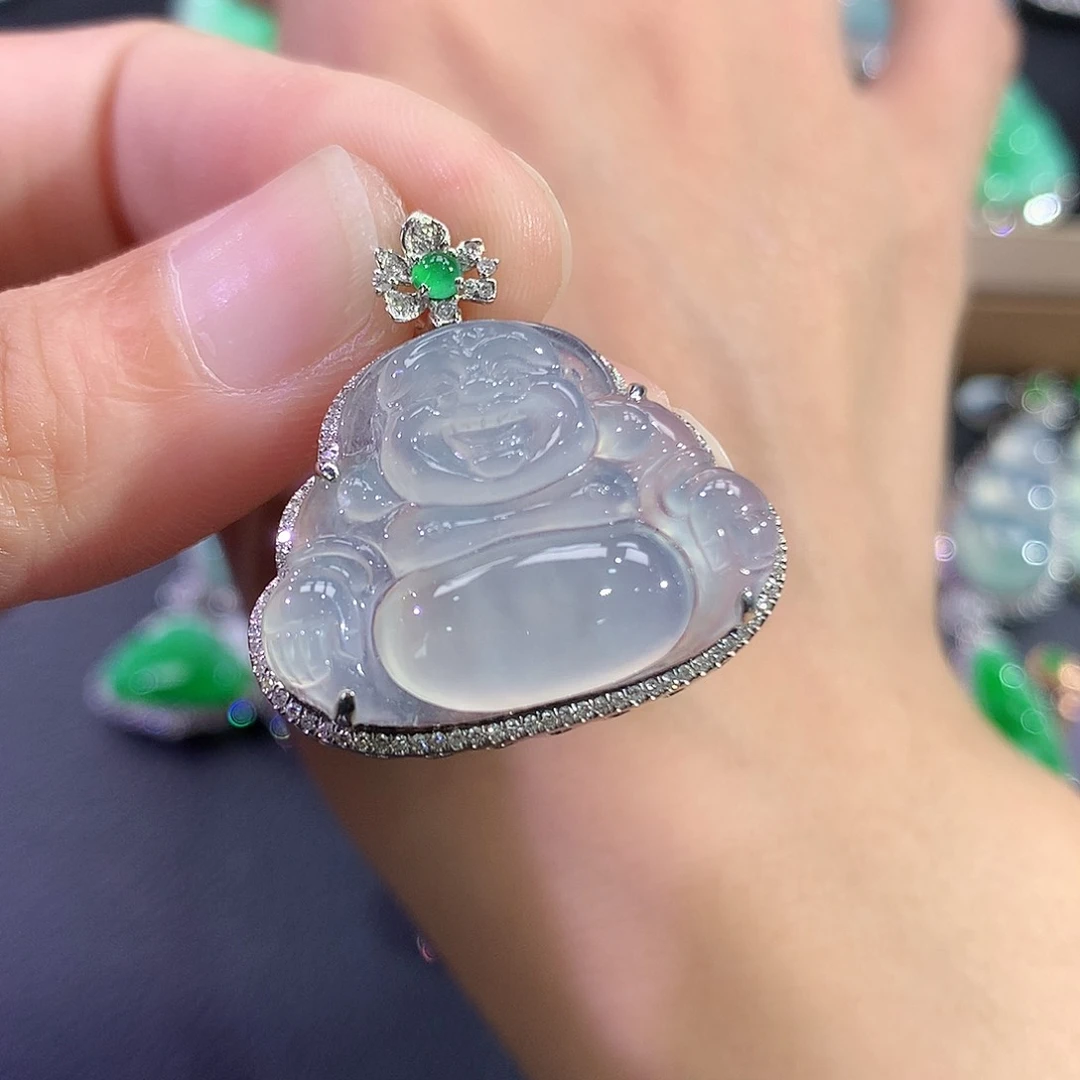 翡翠18K金镶嵌吊坠(赠链)