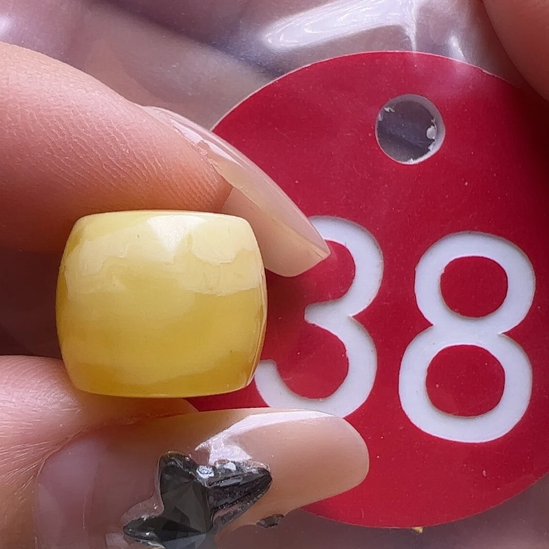 蜜蜡未镶嵌珠宝奇石微花粉12.7mm直切