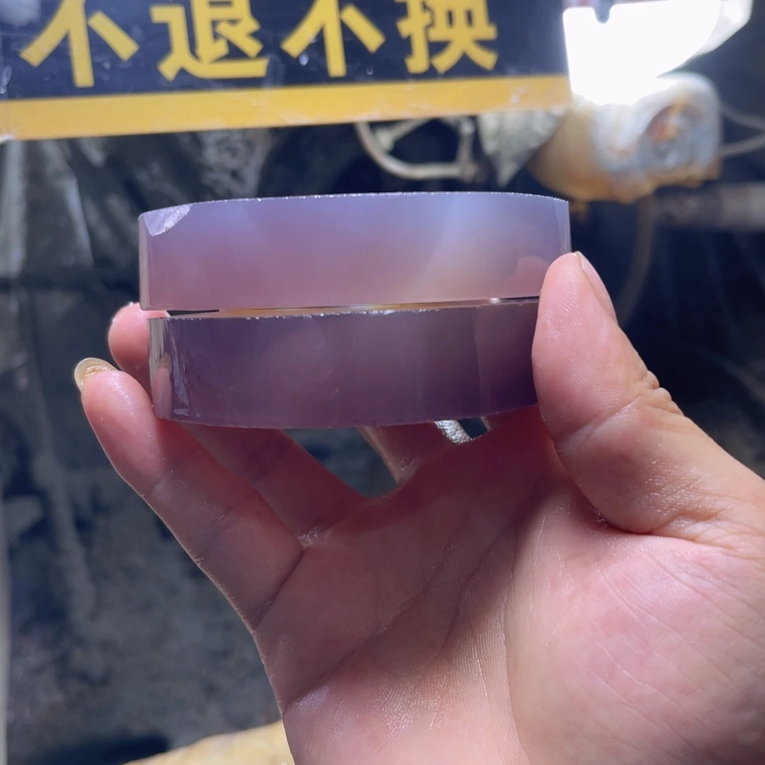 用***1定制玛瑙手镯工费