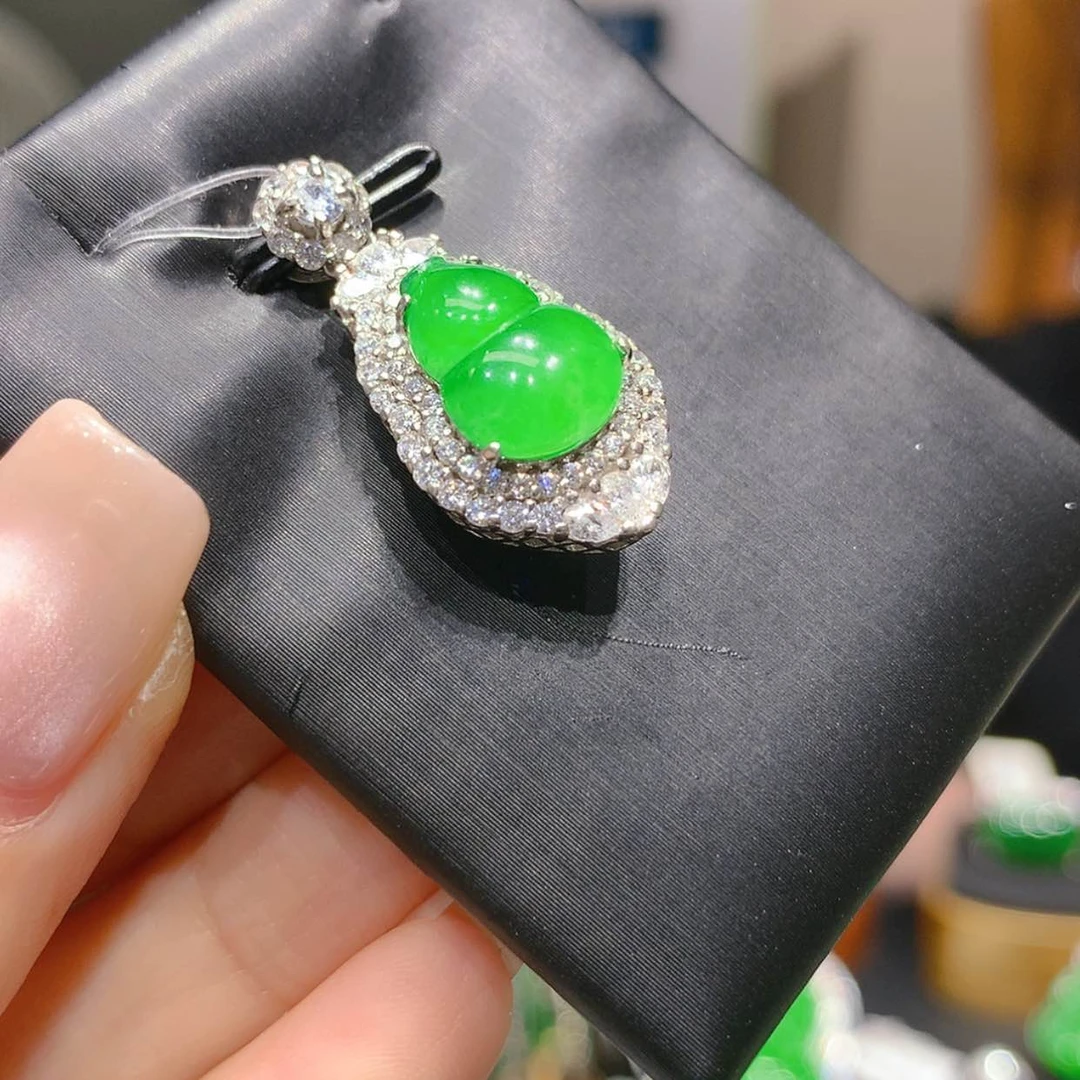【闪购商品】颈饰银S925镶嵌翡翠6柒姐