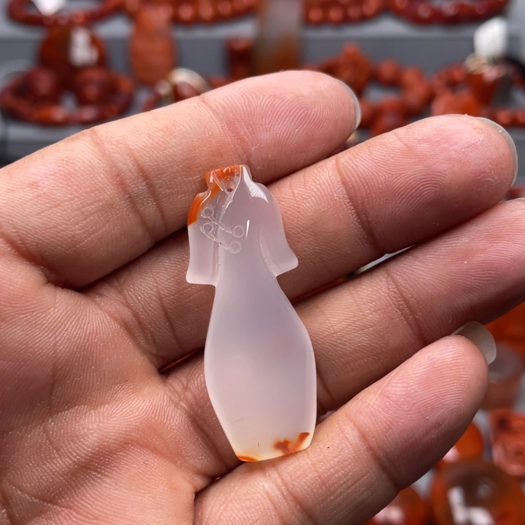 南红玛瑙未镶嵌珠宝奇石吊坠