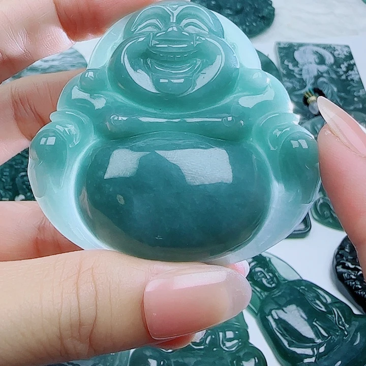 翡翠未镶嵌颈饰多样性发货天然的A货翡翠