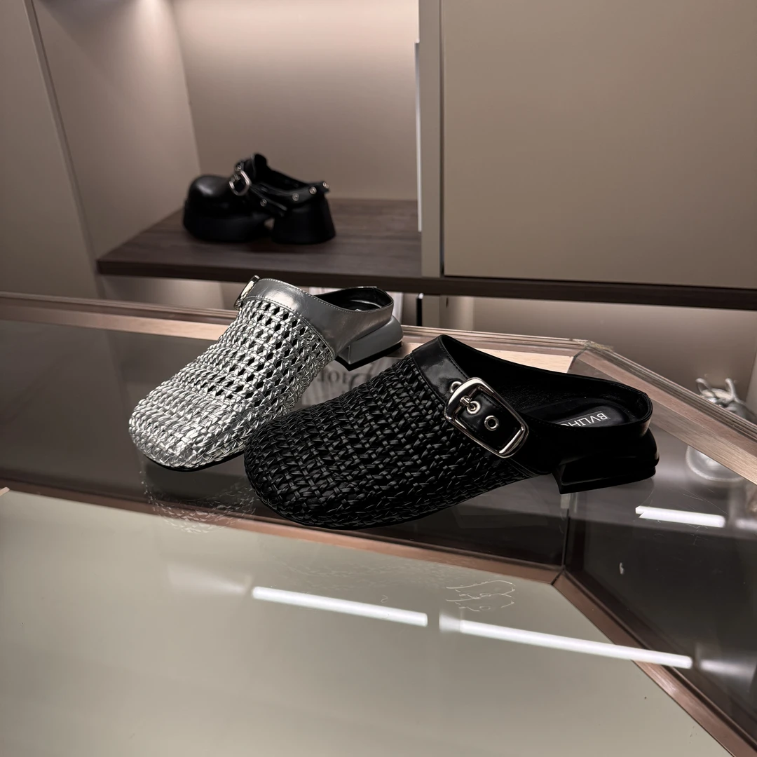 2025复古小众编织半包头时尚软底拖鞋女透气百搭鹏3