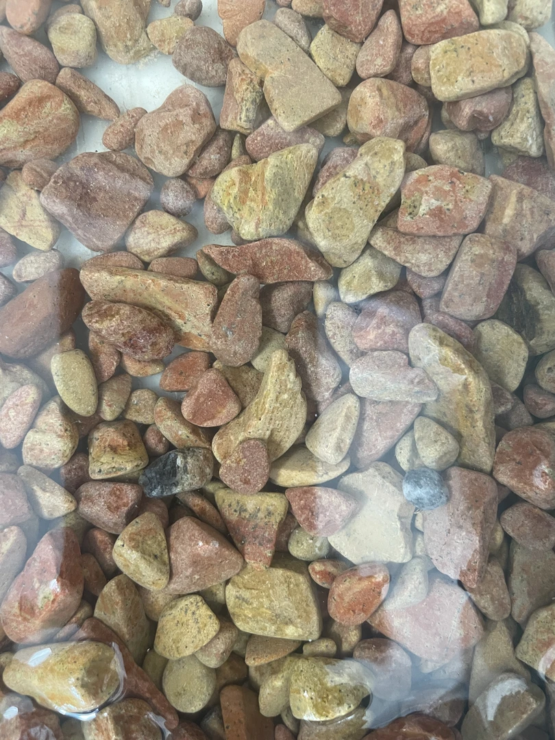 砭石碎石泡水颗粒车载