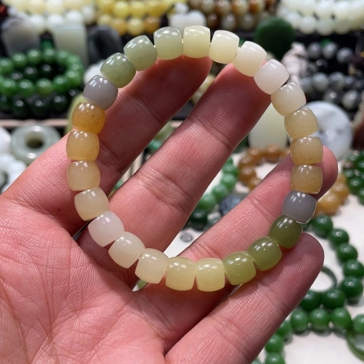 和田玉未镶嵌手串