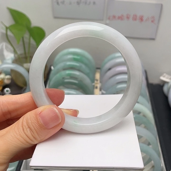 ╰***白翡翠未镶嵌手镯56.3正圈