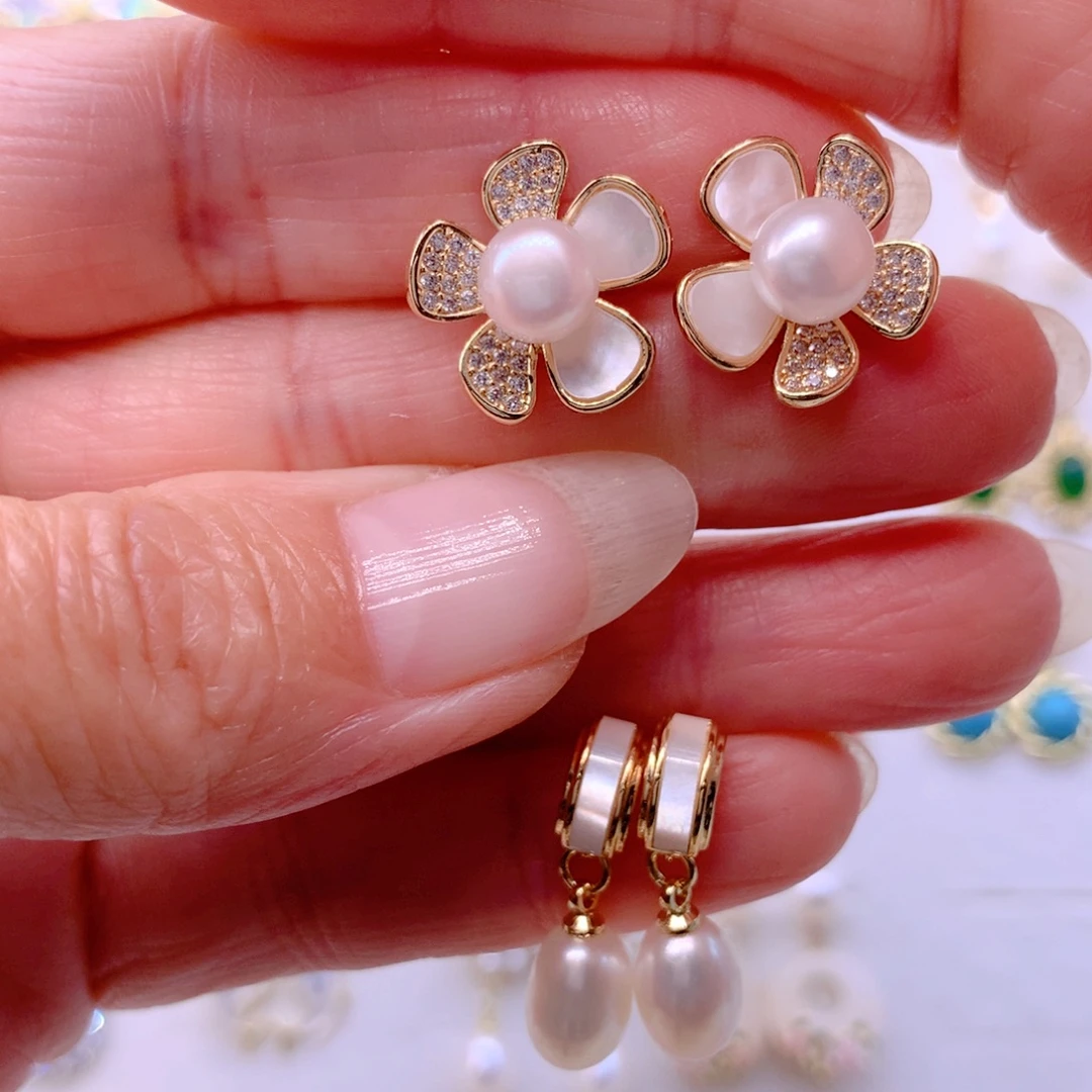 淡水珍珠合金耳饰