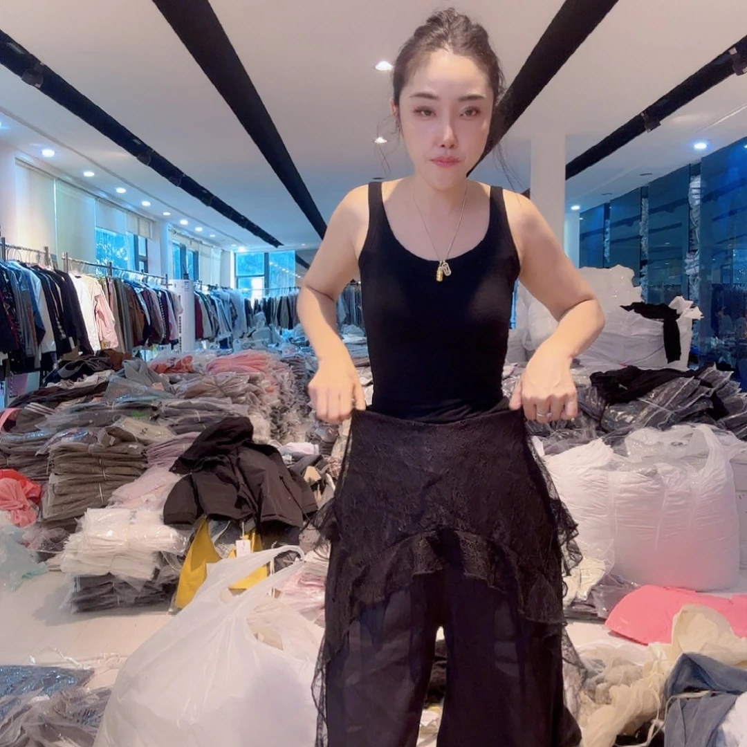 S105斤亚麻蕾丝裤子