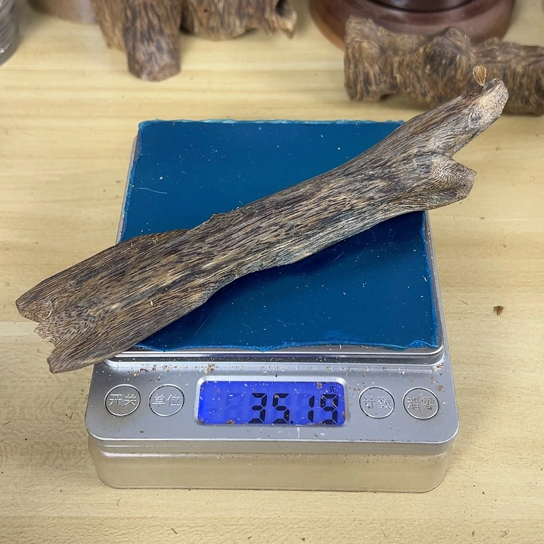香料绿奇楠虫漏35克白棋