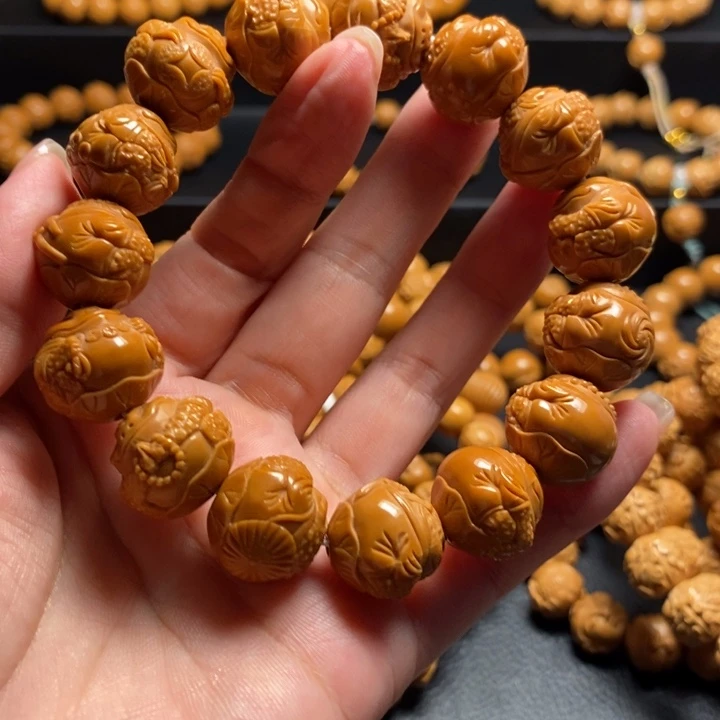 黄****手串猴头核桃文泰蟾仙高货