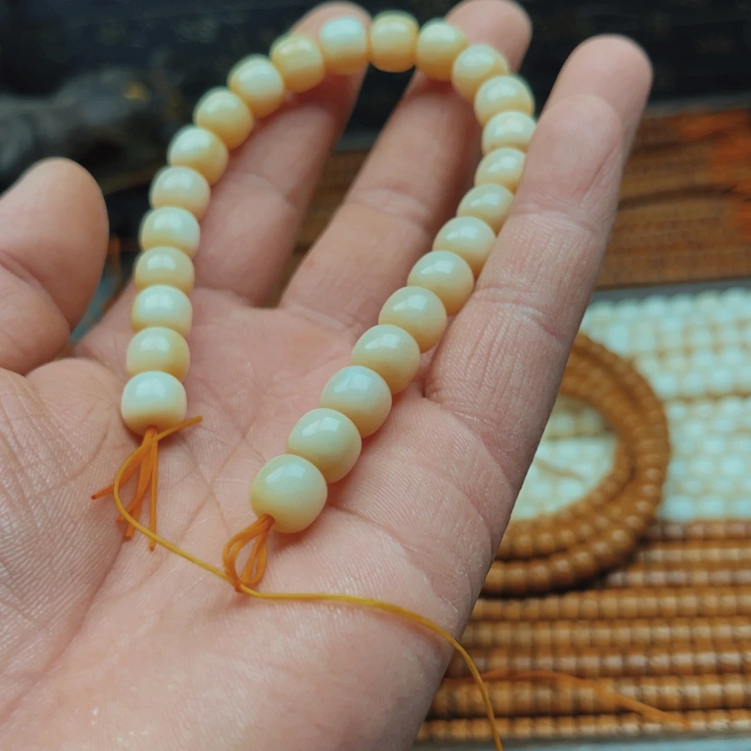 桃核吊坠格桃核光柱