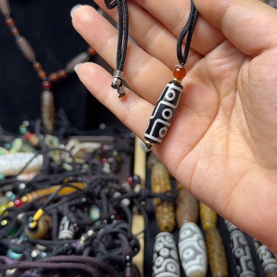 玛瑙/玉髓合金颈饰