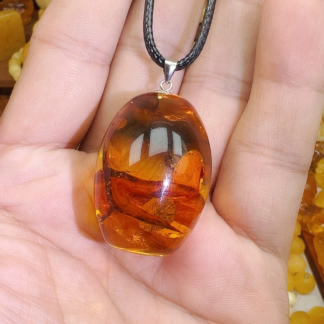 琥珀颈饰未镶嵌琥珀吊坠15.9克