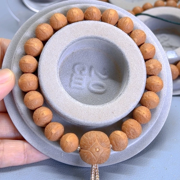 胡***子手串凤眼菩提11新籽秒杀81@6085